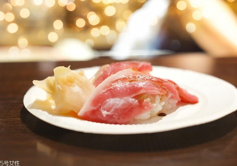 吃寿司的正确方法 寿司怎么吃图解