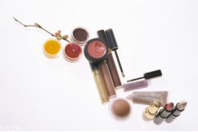 ​如何延长化妆品保质期 关于化妆品的小常识