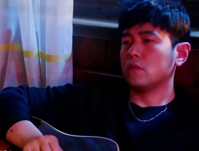 ​周杰伦新专二次收费引争议，国内必须购买，海外免费听