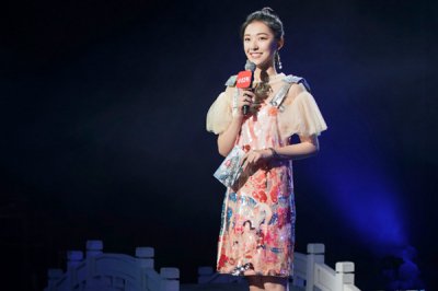 ​世界欠我一个初恋姚晴扮演者 陈昊蓝个人资料身高年龄