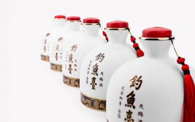 ​汾酒红花玉多少钱(汾酒红花玉酒售价)