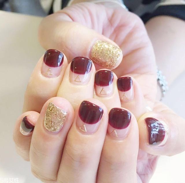 5种性感酒红美甲款式 最经典的显手白颜色 5种性感酒红美甲款式 最经典的显手白颜色