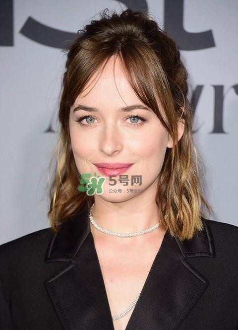 锁骨发怎么扎好看?锁骨发怎么打理? 锁骨发怎么扎好看?锁骨发怎么打理?