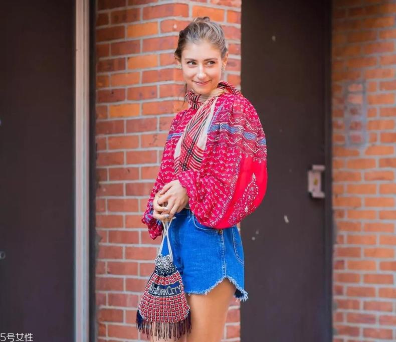 有小肚子穿什么短裤好看 有小肚子怎么选短裤 有小肚子穿什么短裤好看 有小肚子怎么选短裤