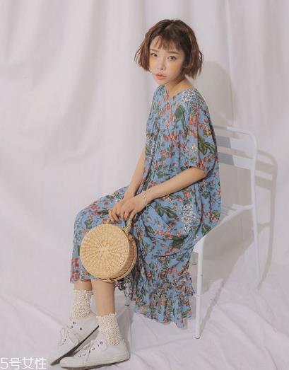 雪纺连衣裙配什么鞋子?雪纺连衣裙搭配鞋子图片 雪纺连衣裙配什么鞋子?雪纺连衣裙搭配鞋子图片