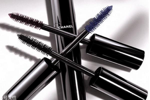 刷睫毛膏有什么坏处 经常涂睫毛膏的危害 刷睫毛膏有什么坏处 经常涂睫毛膏的危害