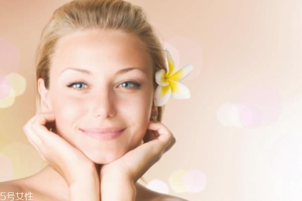 过敏能用黄瓜敷脸吗 黄瓜冷藏后镇静效果好