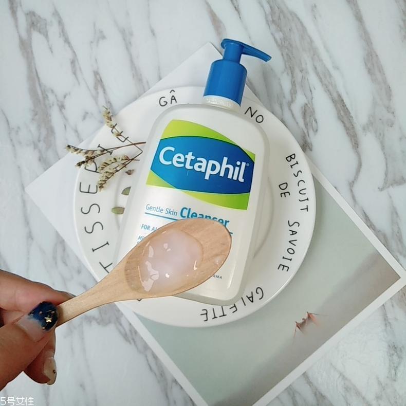 泡沫洁面乳哪个牌子好 热门泡沫洁面乳盘点 泡沫洁面乳哪个牌子好 热门泡沫洁面乳盘点