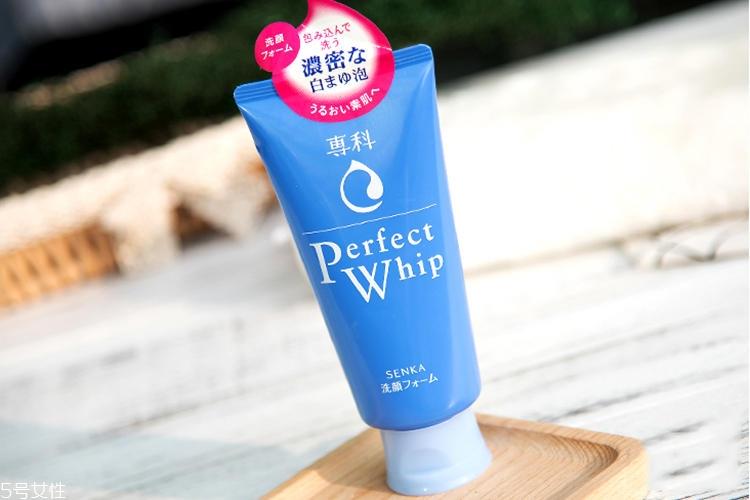 泡沫洁面乳哪个牌子好 热门泡沫洁面乳盘点 泡沫洁面乳哪个牌子好 热门泡沫洁面乳盘点