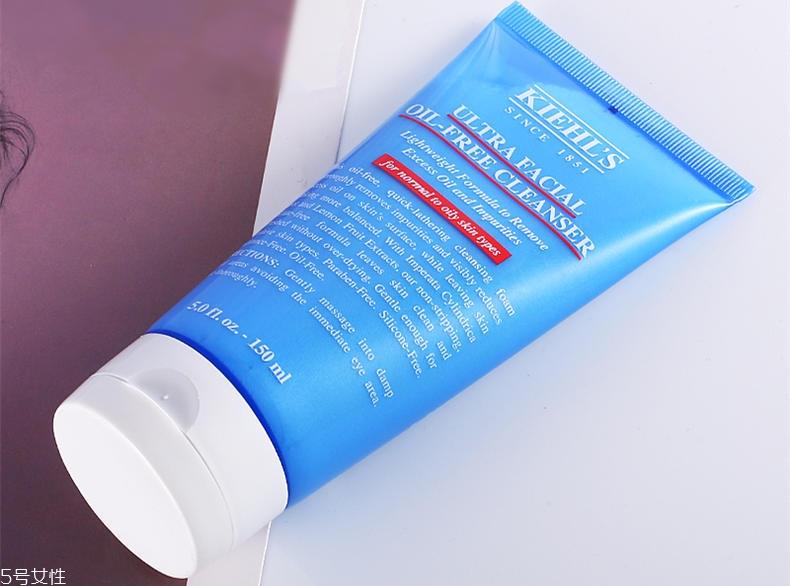 泡沫洁面乳哪个牌子好 热门泡沫洁面乳盘点 泡沫洁面乳哪个牌子好 热门泡沫洁面乳盘点