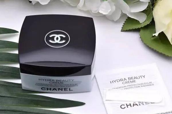 面霜为什么油腻 保湿不油腻的面霜推荐 面霜为什么油腻 保湿不油腻的面霜推荐