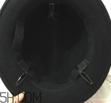 贝雷帽怎么戴不容易掉?三种方法技巧 贝雷帽怎么戴不容易掉?三种方法技巧