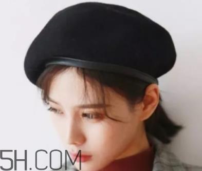 贝雷帽怎么戴不容易掉?三种方法技巧 贝雷帽怎么戴不容易掉?三种方法技巧