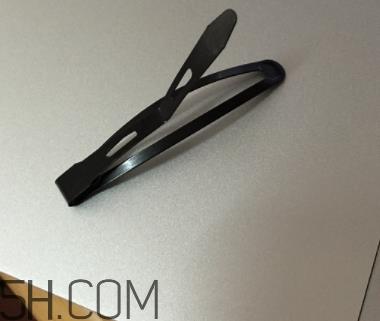 贝雷帽怎么戴不容易掉?三种方法技巧 贝雷帽怎么戴不容易掉?三种方法技巧