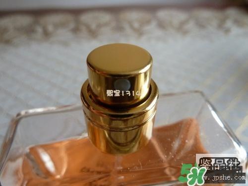 香奈儿可可小姐香水真假鉴别对比图 香奈儿可可小姐香水真假鉴别对比图