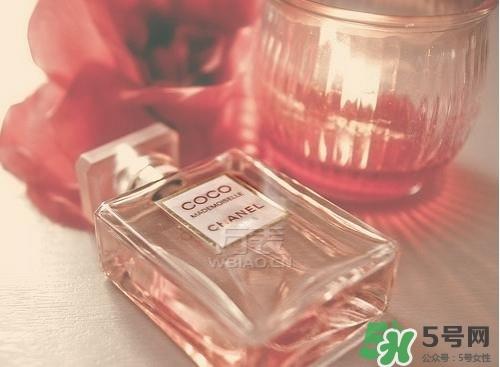 香奈儿可可小姐香水真假鉴别对比图 香奈儿可可小姐香水真假鉴别对比图