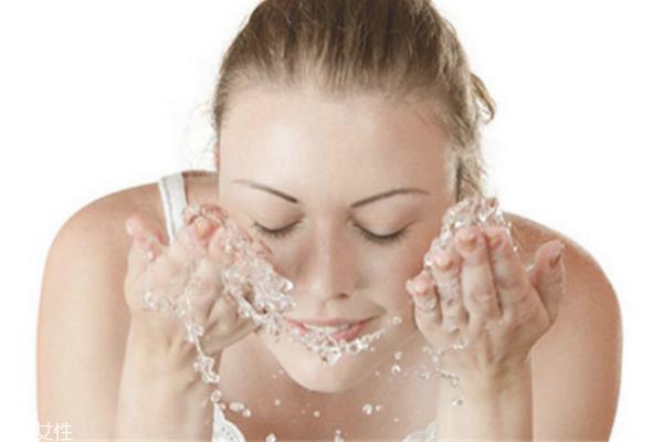 jm黄金蚕丝面膜要洗嘛 jm黄金蚕丝面膜使用方法