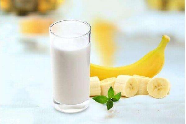 纯牛奶面膜的做法 牛奶面膜适合肌肤 纯牛奶面膜的做法 牛奶面膜适合肌肤