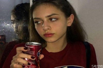 ​印花t恤怎么去掉印花 如何维持衣服印花不掉