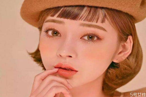 冬季妆容特点 冬季妆容教程 冬季妆容特点 冬季妆容教程