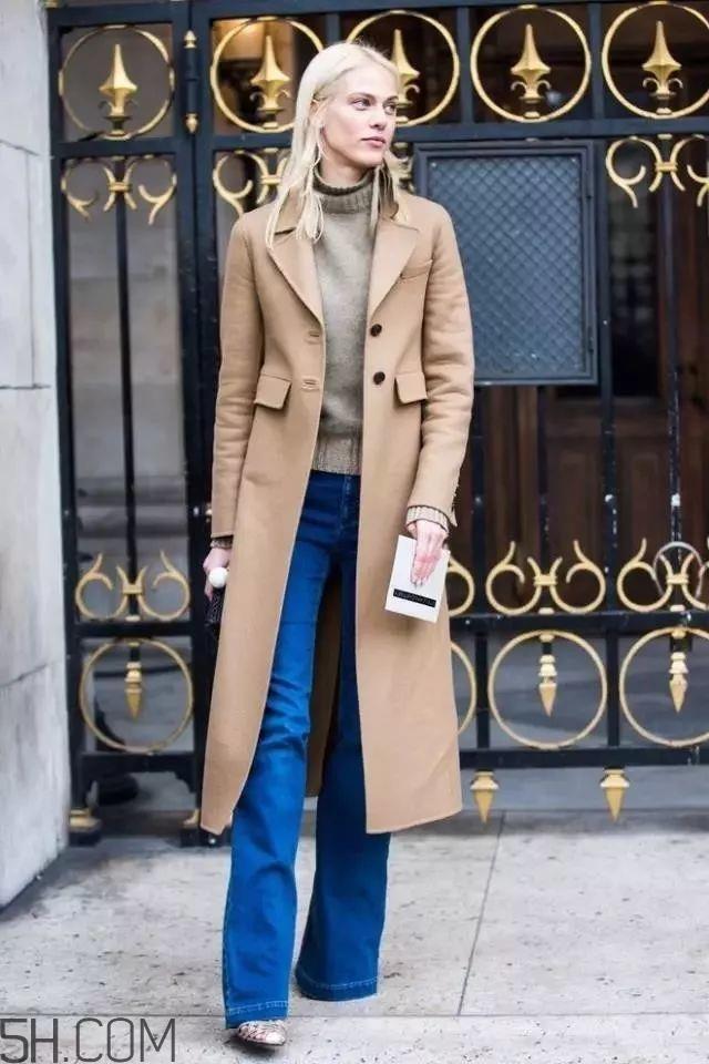 驼色长款大衣怎么搭配 7款最实惠搭配