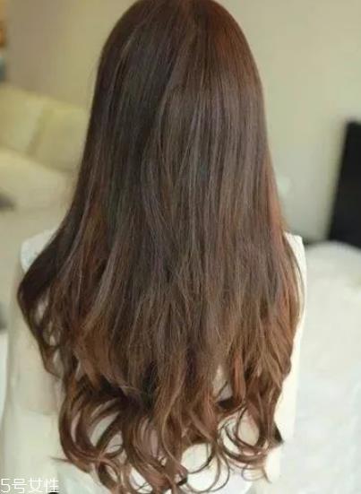 葡萄串发型怎么扎 葡萄串马尾发型图解 葡萄串发型怎么扎 葡萄串马尾发型图解