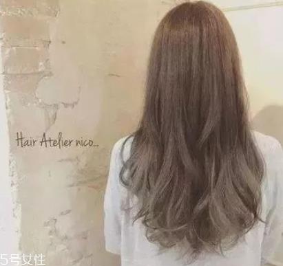 葡萄串发型怎么扎 葡萄串马尾发型图解 葡萄串发型怎么扎 葡萄串马尾发型图解