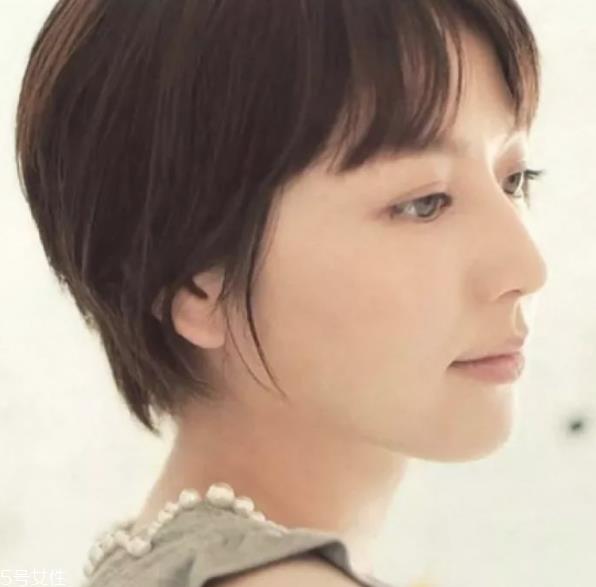 葡萄串发型怎么扎 葡萄串马尾发型图解 葡萄串发型怎么扎 葡萄串马尾发型图解