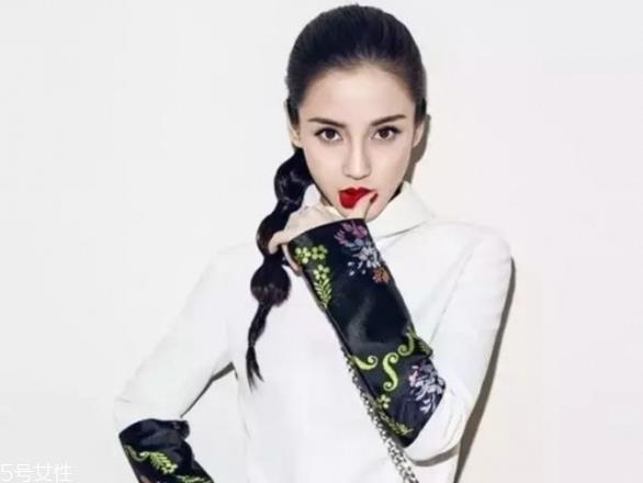 葡萄串发型怎么扎 葡萄串马尾发型图解 葡萄串发型怎么扎 葡萄串马尾发型图解