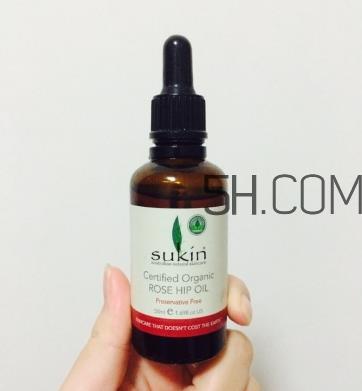 sukin苏芊玫瑰果油适合什么年龄_适合油性皮肤吗