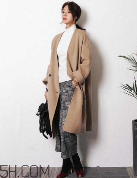 羊毛大衣发黄怎么洗?羊毛大衣发霉了怎么办? 羊毛大衣发黄怎么洗?羊毛大衣发霉了怎么办?