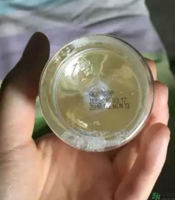 春雨水乳真假辨别真伪 春雨蜂蜜水乳真假鉴别图 春雨水乳真假辨别真伪 春雨蜂蜜水乳真假鉴别图