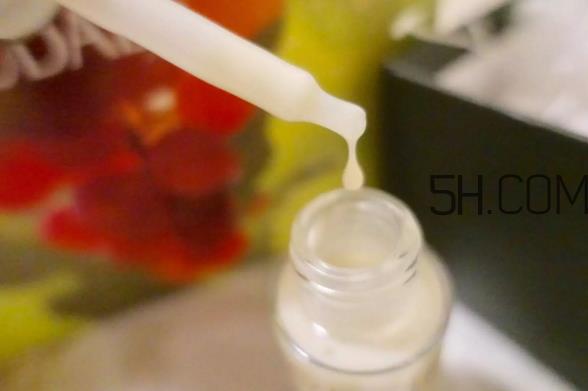 欧缇丽臻美亮白精华液多少钱？欧缇丽臻美亮白精华液怎么样？