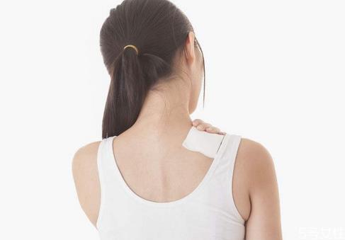 俯卧撑会引起肩周炎吗 俯卧撑可以预防肩周炎吗 俯卧撑会引起肩周炎吗 俯卧撑可以预防肩周炎吗