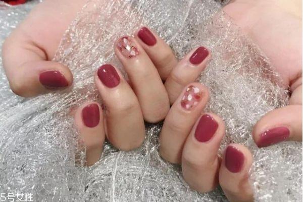 日式晕染美甲教程 贝壳晕染美甲教程