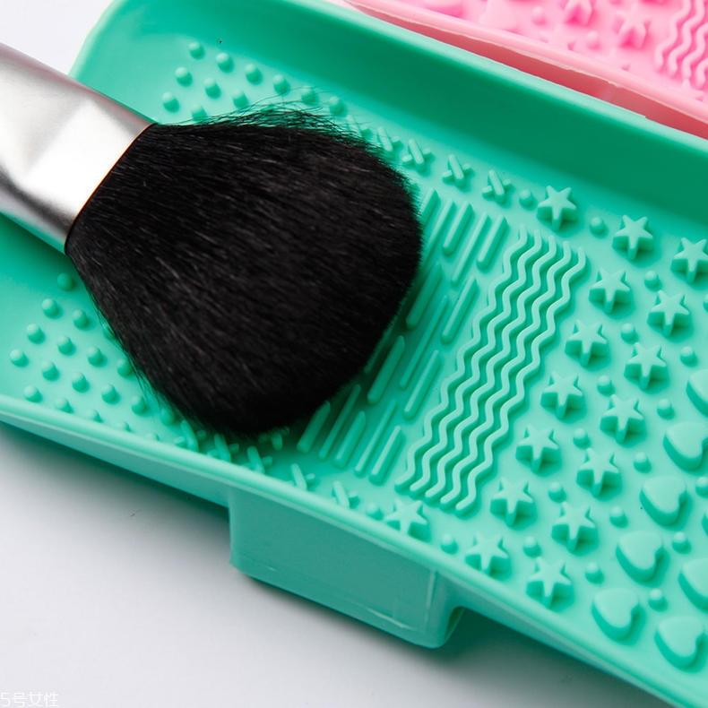 底妆工具有哪些 最全的底妆知识在这里 底妆工具有哪些 最全的底妆知识在这里