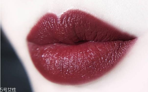 香奈儿口红哪个颜色好看 香奈儿口红最经典色号 香奈儿口红哪个颜色好看 香奈儿口红最经典色号