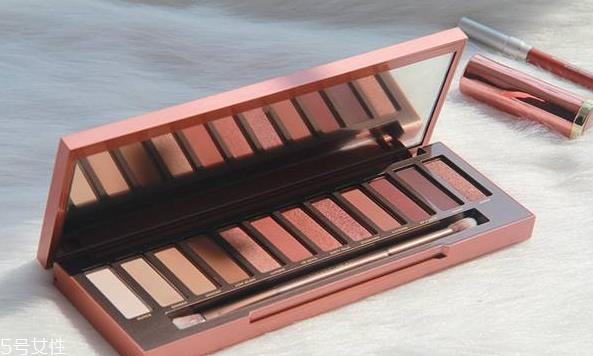 枫叶红眼影哪个牌子好 8款热门枫叶红眼影盘点 枫叶红眼影哪个牌子好 8款热门枫叶红眼影盘点