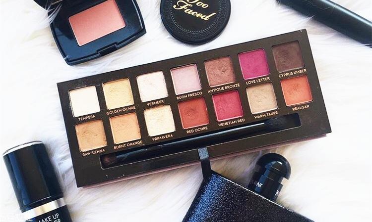 枫叶红眼影哪个牌子好 8款热门枫叶红眼影盘点 枫叶红眼影哪个牌子好 8款热门枫叶红眼影盘点