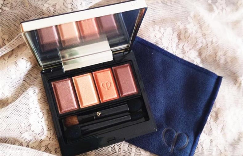 枫叶红眼影哪个牌子好 8款热门枫叶红眼影盘点 枫叶红眼影哪个牌子好 8款热门枫叶红眼影盘点