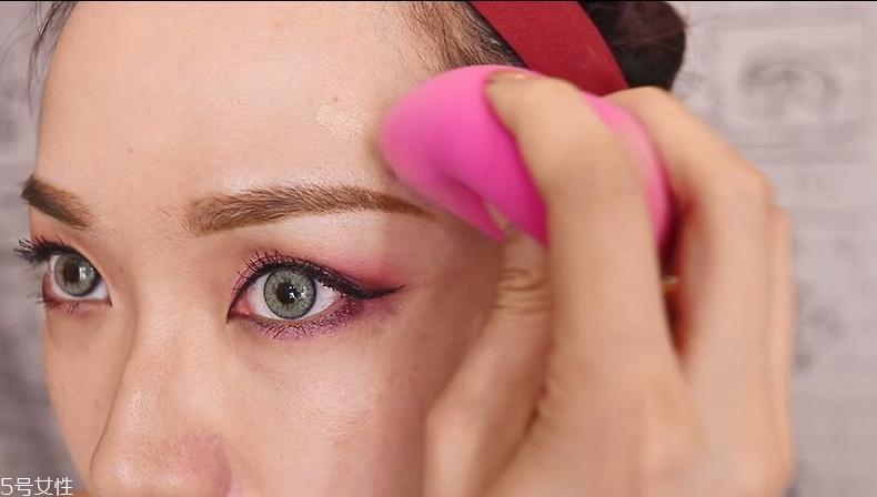 眼线怎么画自然又简单 适合新手的保姆级眼线教程 眼线怎么画自然又简单 适合新手的保姆级眼线教程