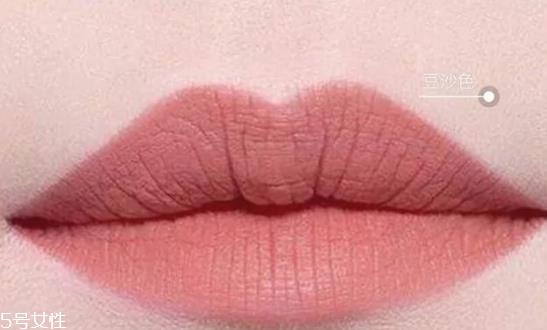 皮肤偏黄偏黑适合什么颜色口红 皮肤偏黄偏黑口红颜色 皮肤偏黄偏黑适合什么颜色口红 皮肤偏黄偏黑口红颜色