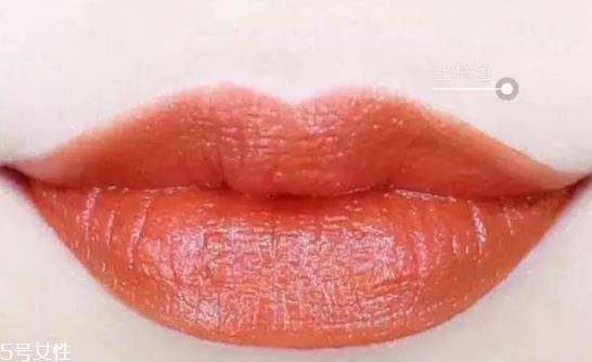 皮肤偏黄偏黑适合什么颜色口红 皮肤偏黄偏黑口红颜色 皮肤偏黄偏黑适合什么颜色口红 皮肤偏黄偏黑口红颜色