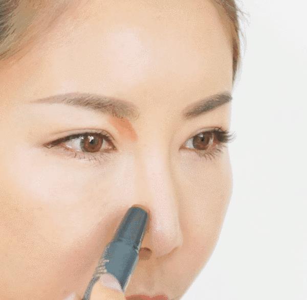 爱丽小屋双头修容棒色号 爱丽小屋双头修容棒试色图 爱丽小屋双头修容棒色号 爱丽小屋双头修容棒试色图