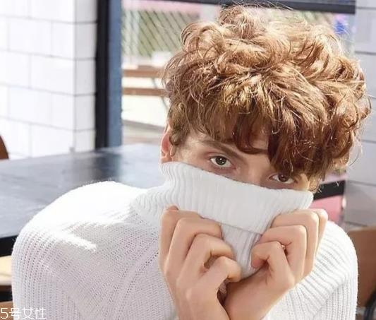 男生剪什么发型好看 男生懒人发型推荐 男生剪什么发型好看 男生懒人发型推荐