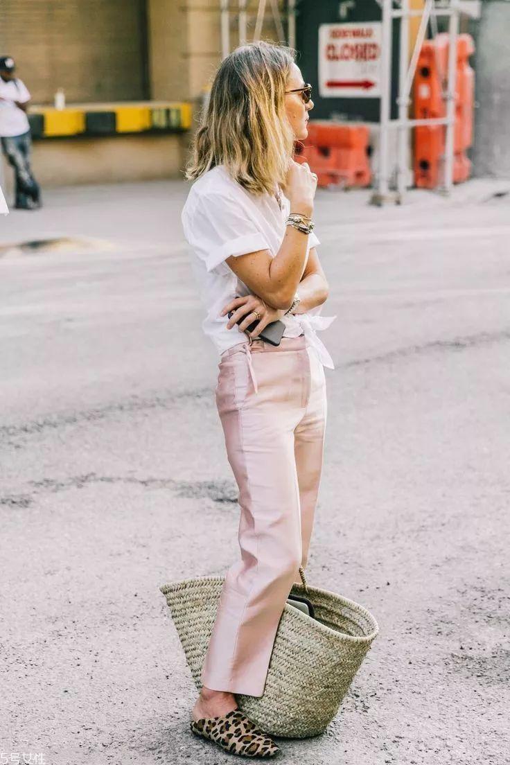 夏天穿什么面料轻薄透气 夏天穿这2种面料刚刚好 夏天穿什么面料轻薄透气 夏天穿这2种面料刚刚好