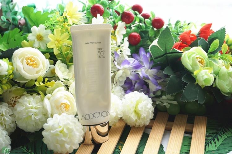 夏季干皮面部防晒推荐 干皮脸部防晒哪款好 夏季干皮面部防晒推荐 干皮脸部防晒哪款好