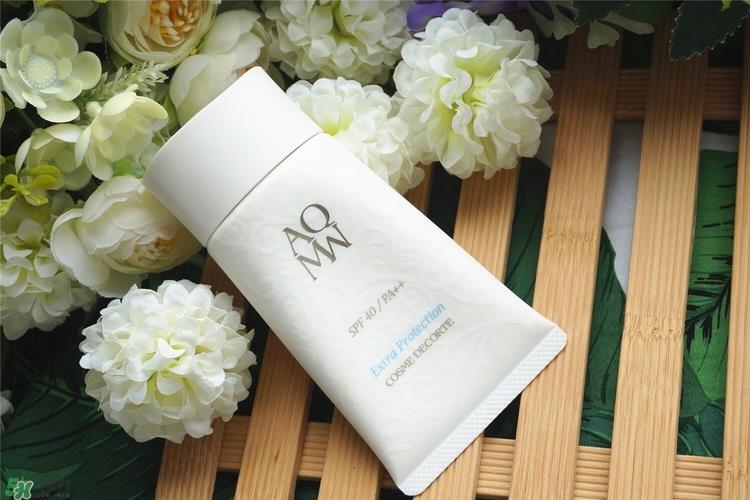 夏季干皮面部防晒推荐 干皮脸部防晒哪款好 夏季干皮面部防晒推荐 干皮脸部防晒哪款好