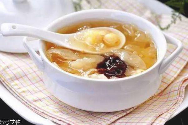 冬季肌肤缺水吃什么好 皮肤缺水吃什么补水 冬季肌肤缺水吃什么好 皮肤缺水吃什么补水