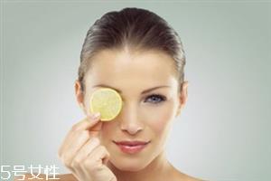 干性皮肤晚上怎么保养 补水保湿是关键 干性皮肤晚上怎么保养 补水保湿是关键